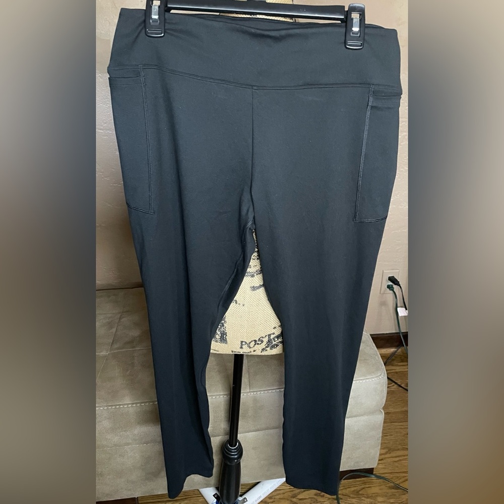 PINK Victoria's Secret Black Leggings XL